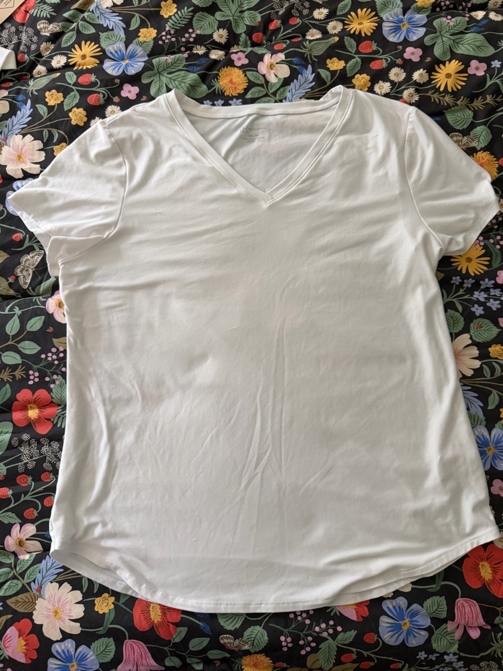 No Boundaries White Crew Neck T‑Shirt